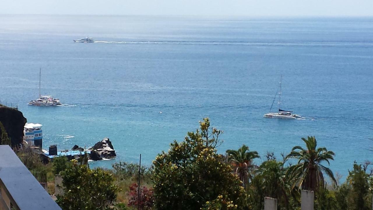 Shearwaters - Sounds Of The Sea Apartment Funchal  Luaran gambar